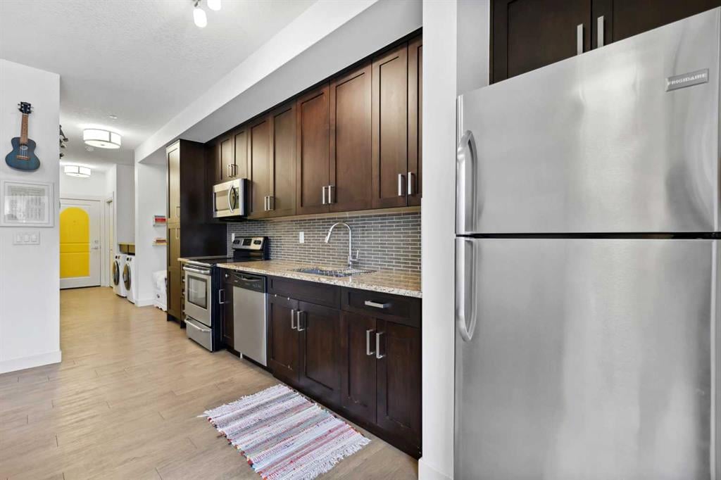 130 Auburn Meadows - Thumbnail 4
