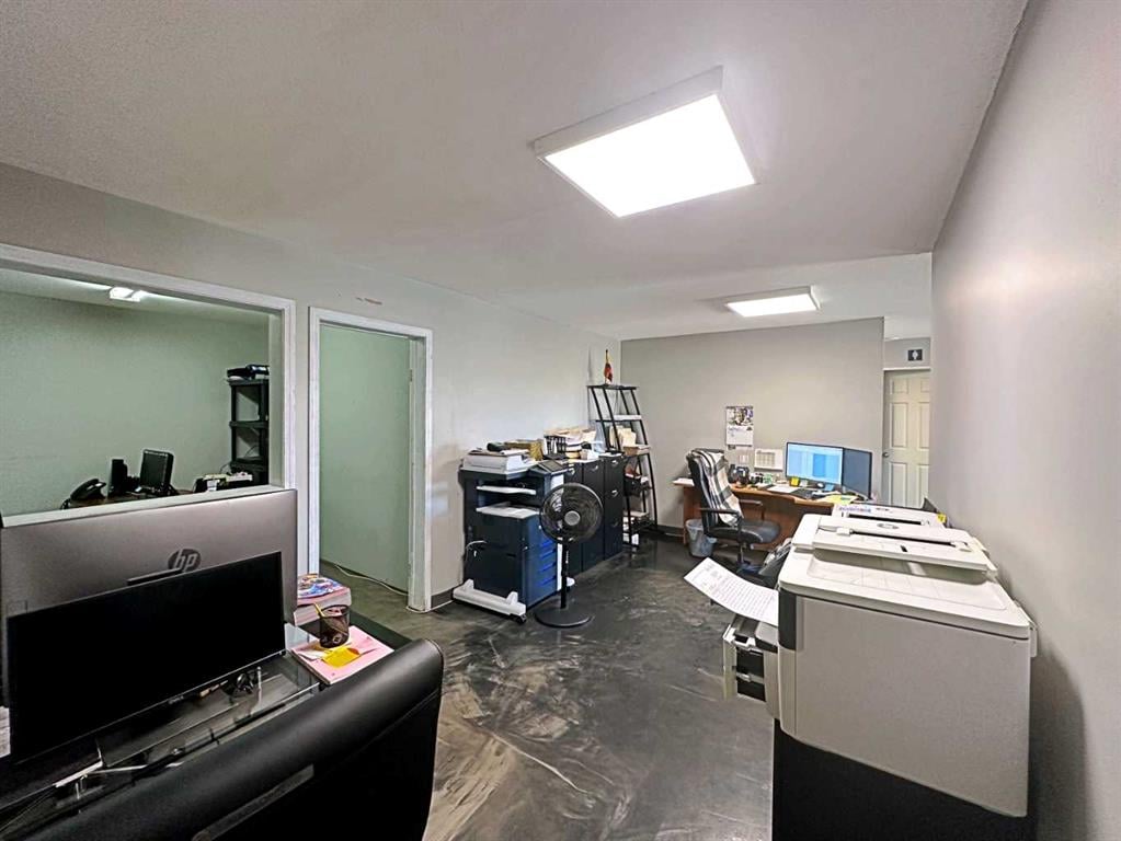 280 MacLennan - Thumbnail 7