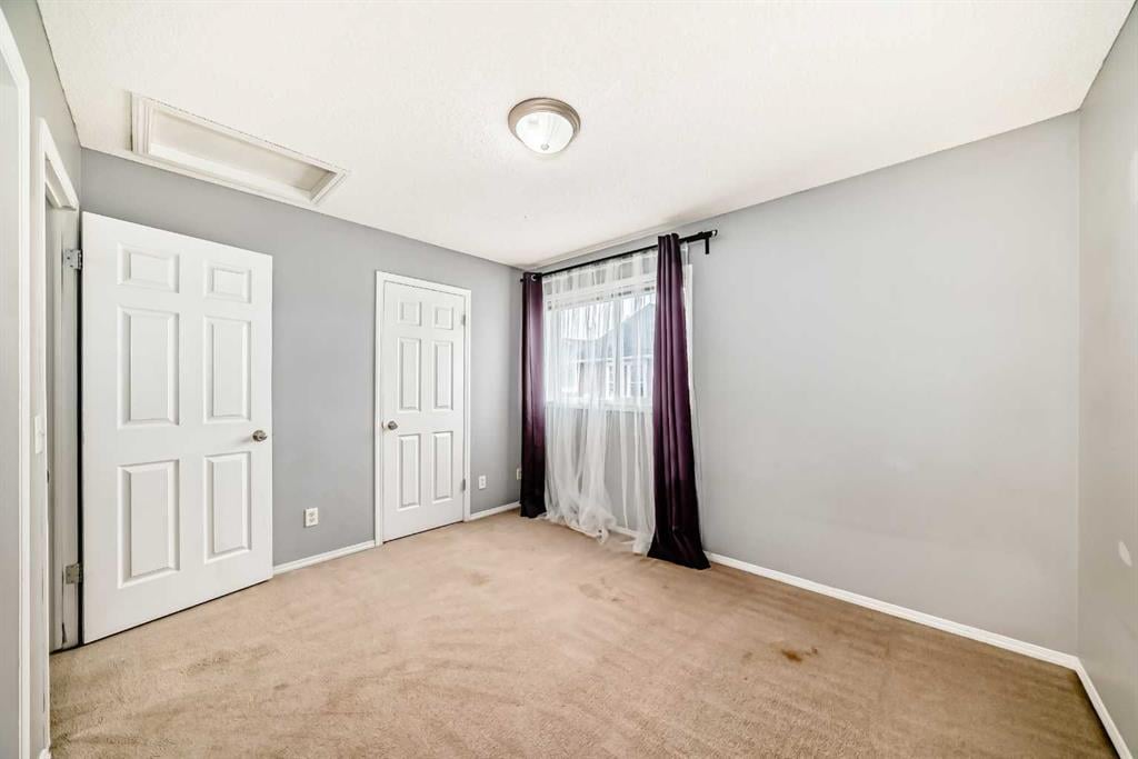 270 Mckenzie Towne - Thumbnail 4