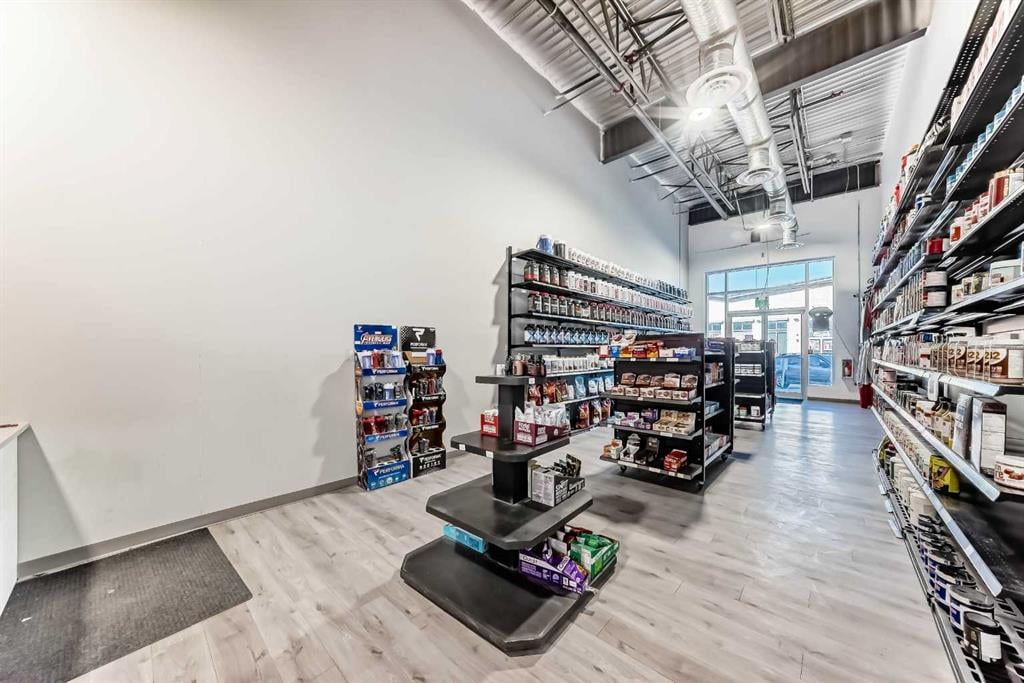 2 Supplement Stores - Thumbnail 5