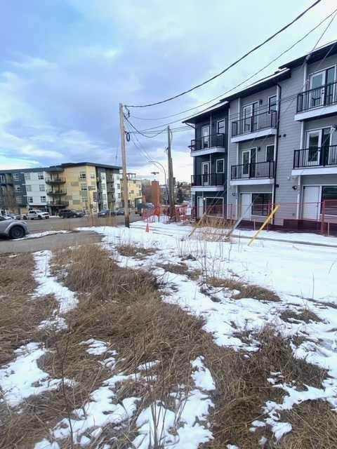 411 Edmonton - Thumbnail 7