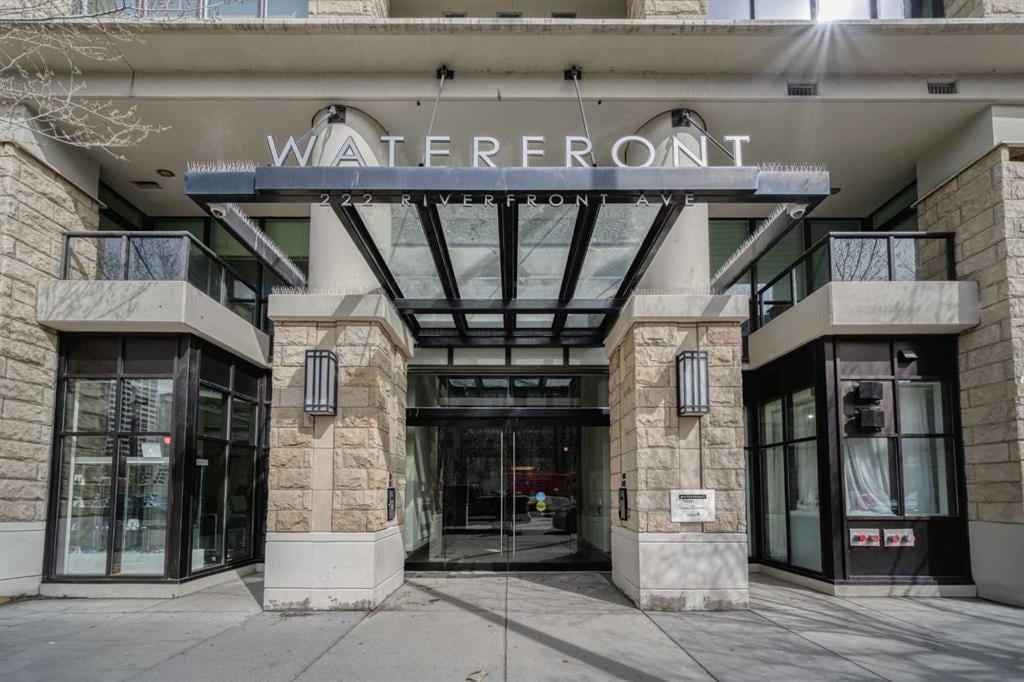 222 Riverfront - Thumbnail 1
