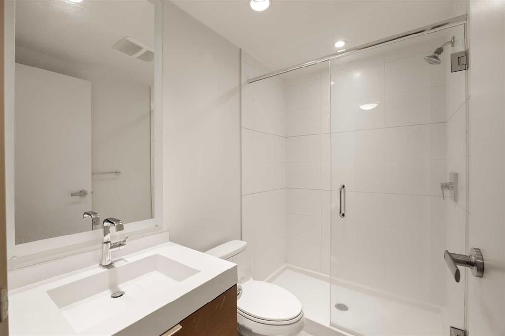 222 Riverfront - Thumbnail 5
