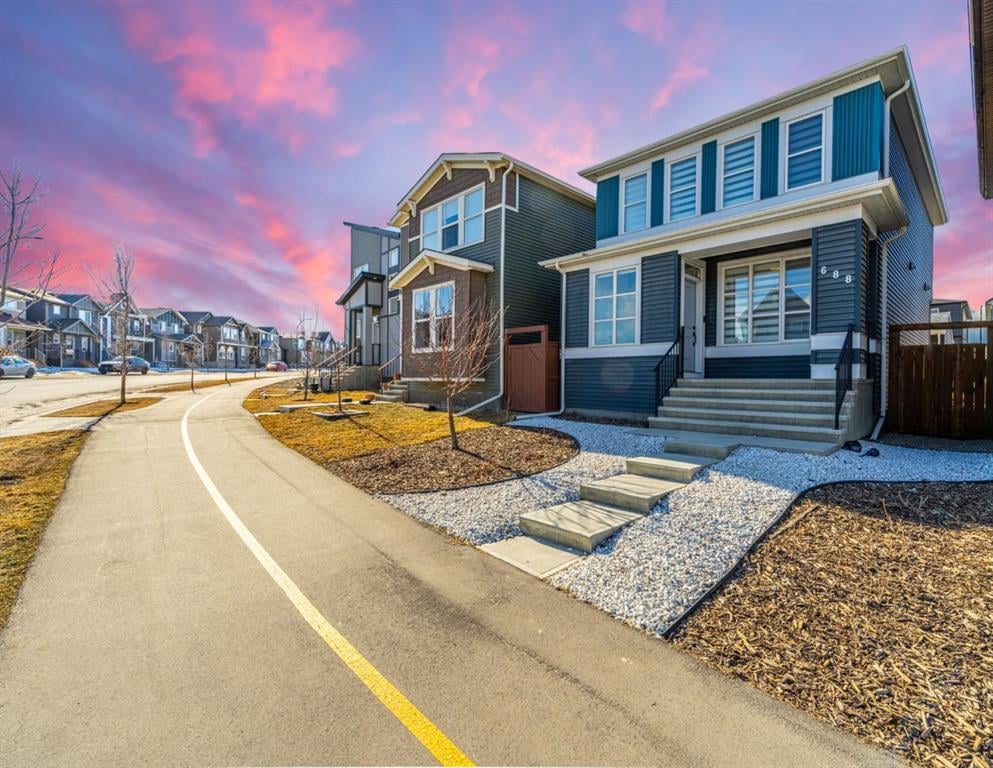 688 Livingston - Thumbnail 4