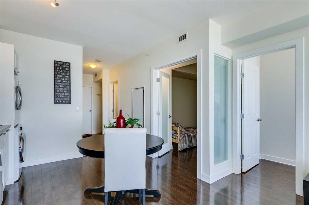 3820 Brentwood - Thumbnail 4