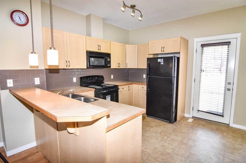 111 Tarawood - Thumbnail 3