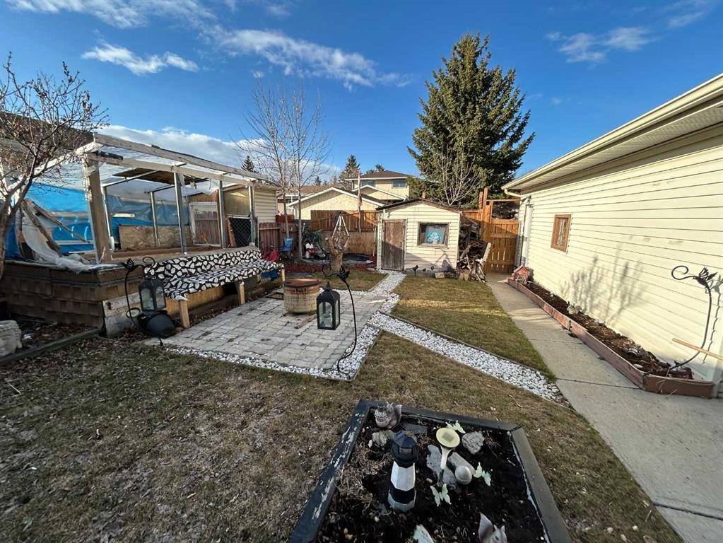 636 Whiteridge - Thumbnail 3