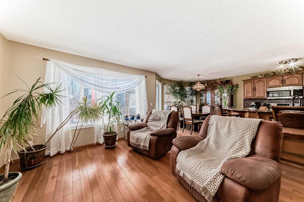 159 Bridlewood - Thumbnail 3