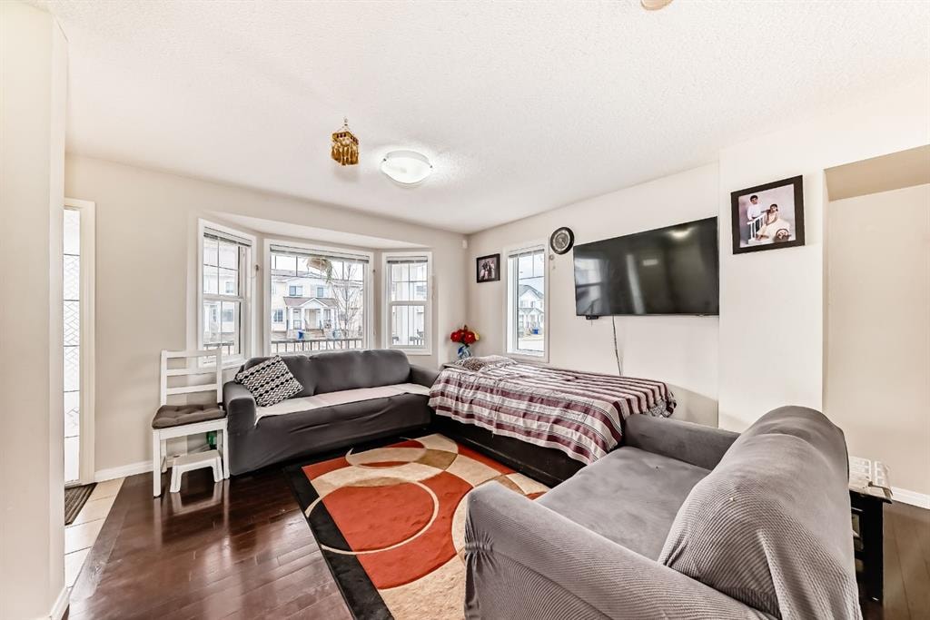 8370 Saddlebrook - Thumbnail 4