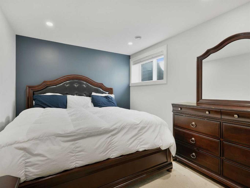 132 Carrington - Thumbnail 4