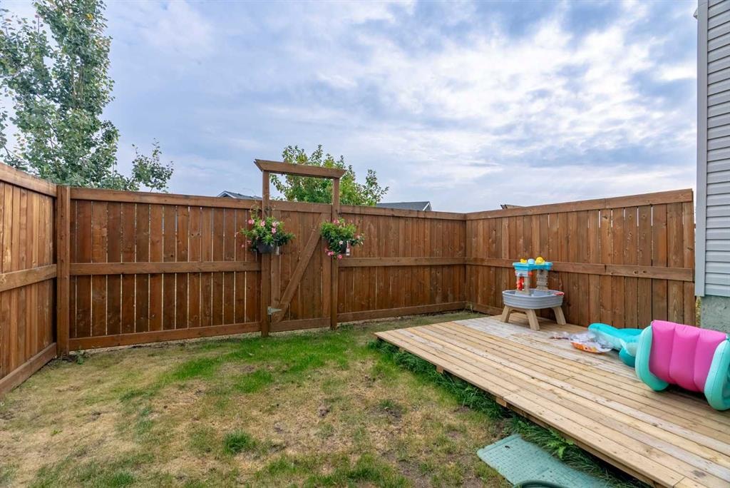 711 Beacon Hill Drive - Thumbnail 3