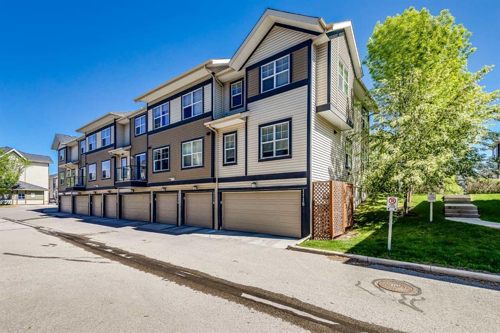 1118 Mckenzie Towne - Thumbnail 3