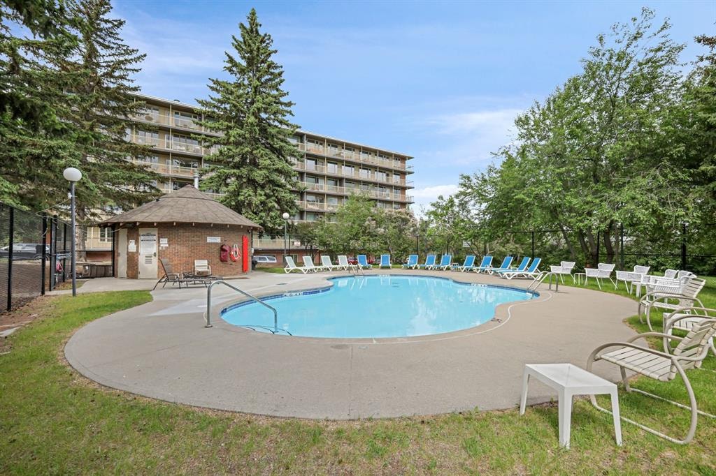 3204 Rideau - Thumbnail 4