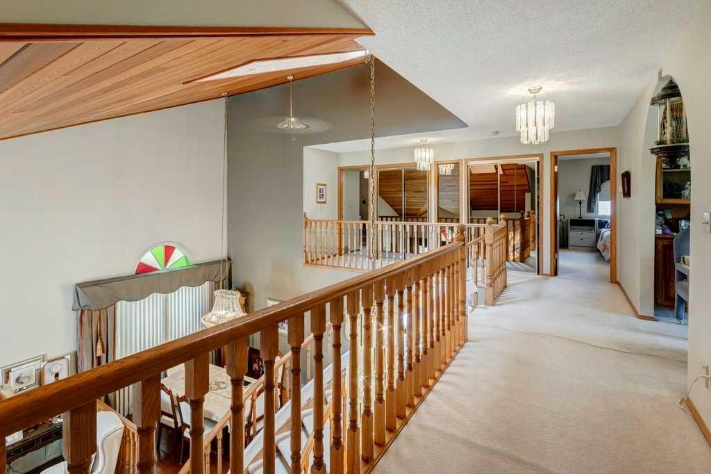 16 Edgebrook - Thumbnail 4