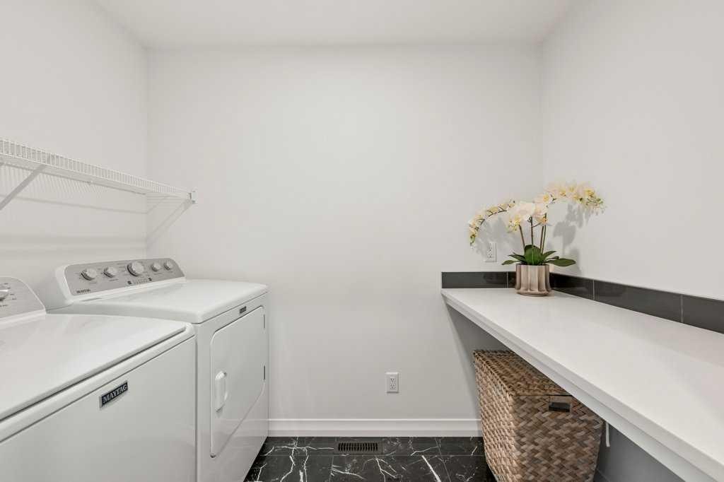 237 Magnolia - Thumbnail 3