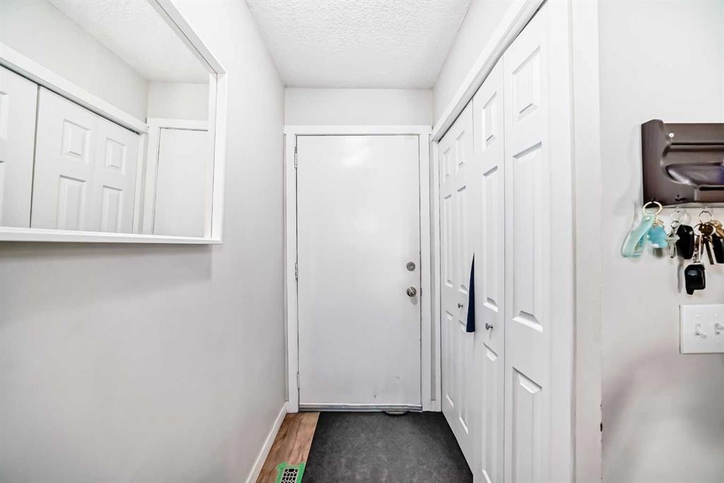 442 Templeview - Thumbnail 4