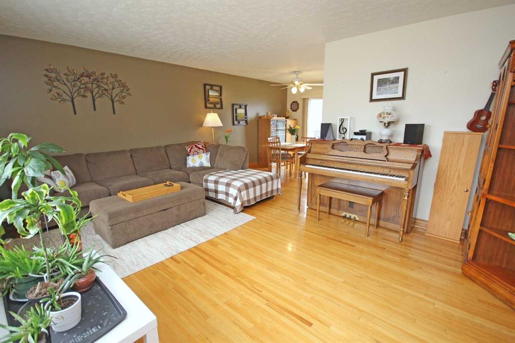 3419 Kerry Park - Thumbnail 3