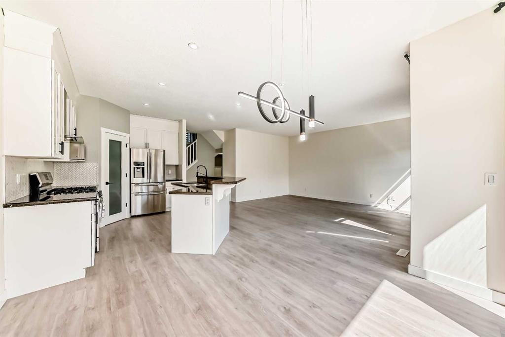301 Brightonstone - Thumbnail 2