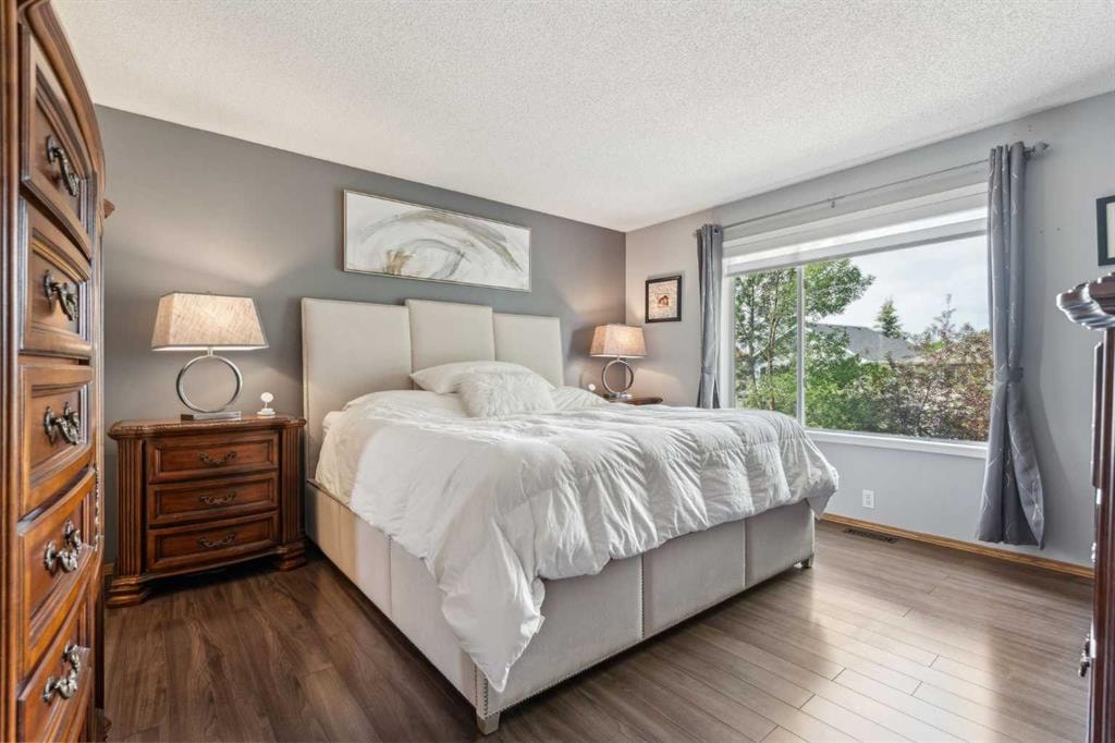 126 Somerset - Thumbnail 3