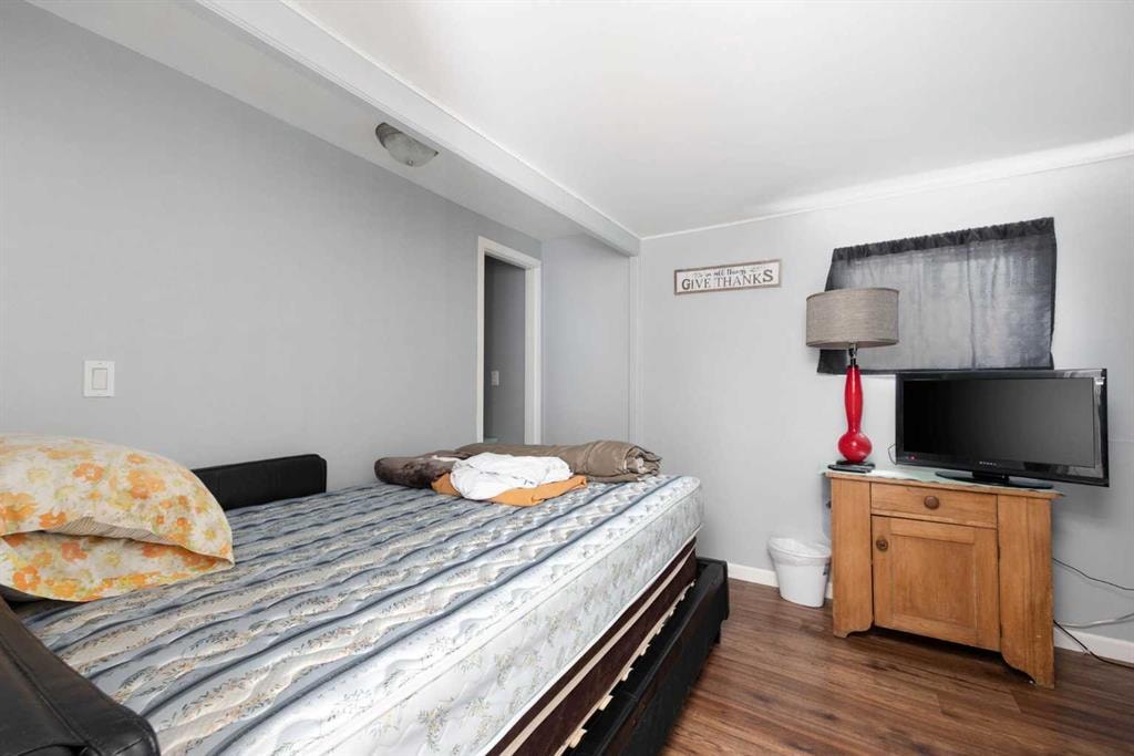 216 Grenfell - Thumbnail 2