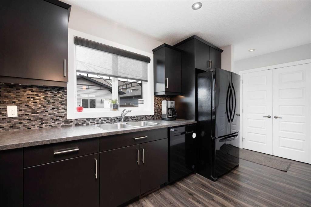 403 Prospect - Thumbnail 3