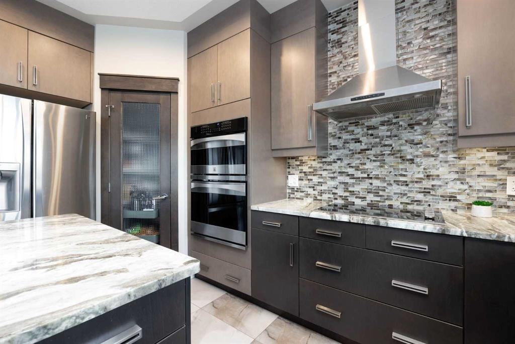485 Walnut - Thumbnail 3