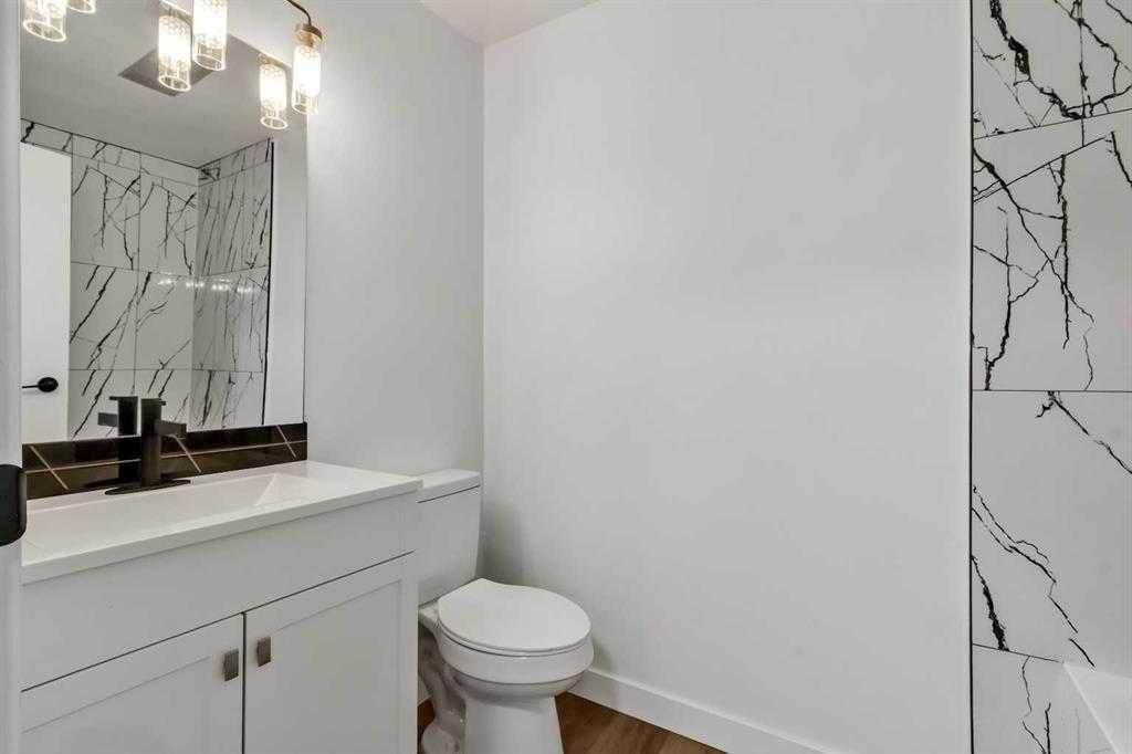 2720 Rundleson - Thumbnail 4