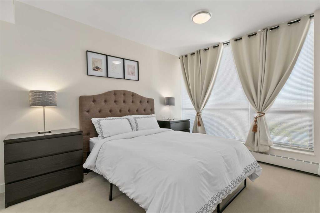 222 Riverfront - Thumbnail 2