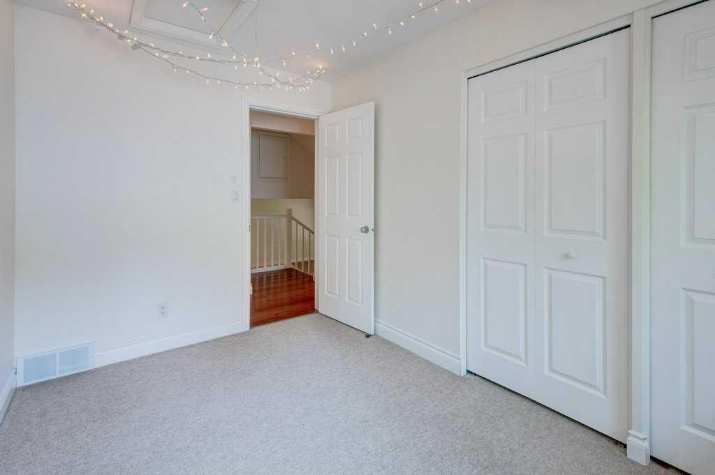 452 Parkridge - Thumbnail 4