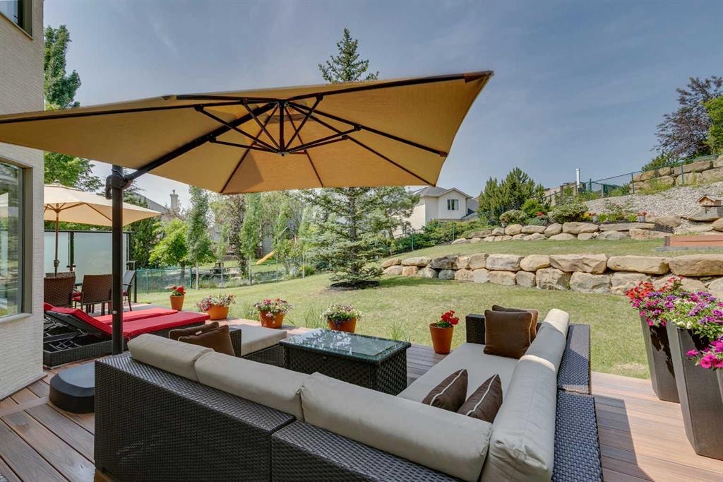 210 Sienna Park - Thumbnail 2