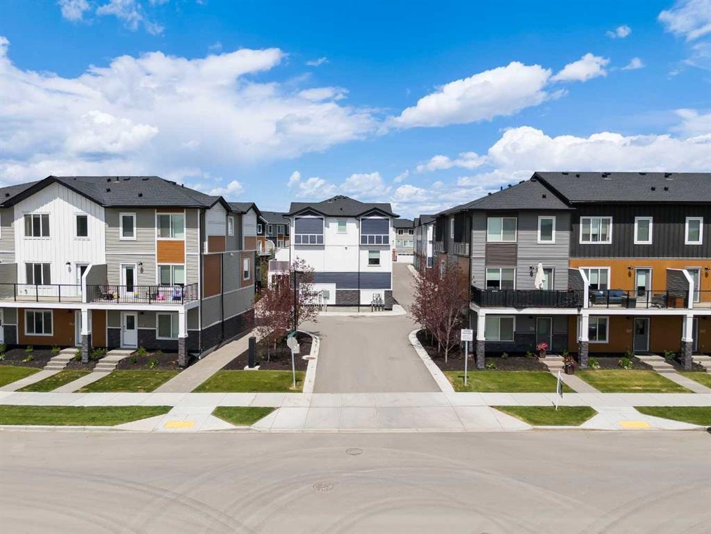 335 Creekside - Thumbnail 2