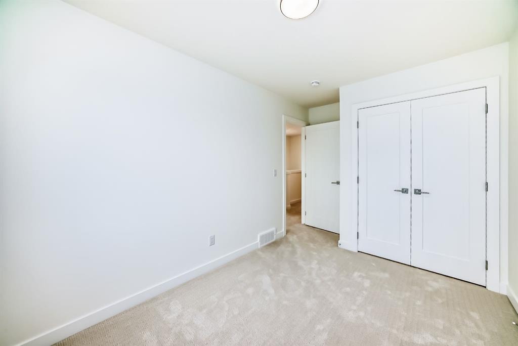 430 Carringvue - Thumbnail 3