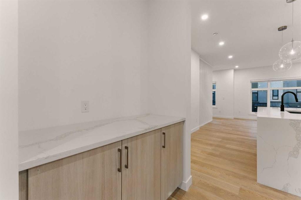 903 Mahogany - Thumbnail 3