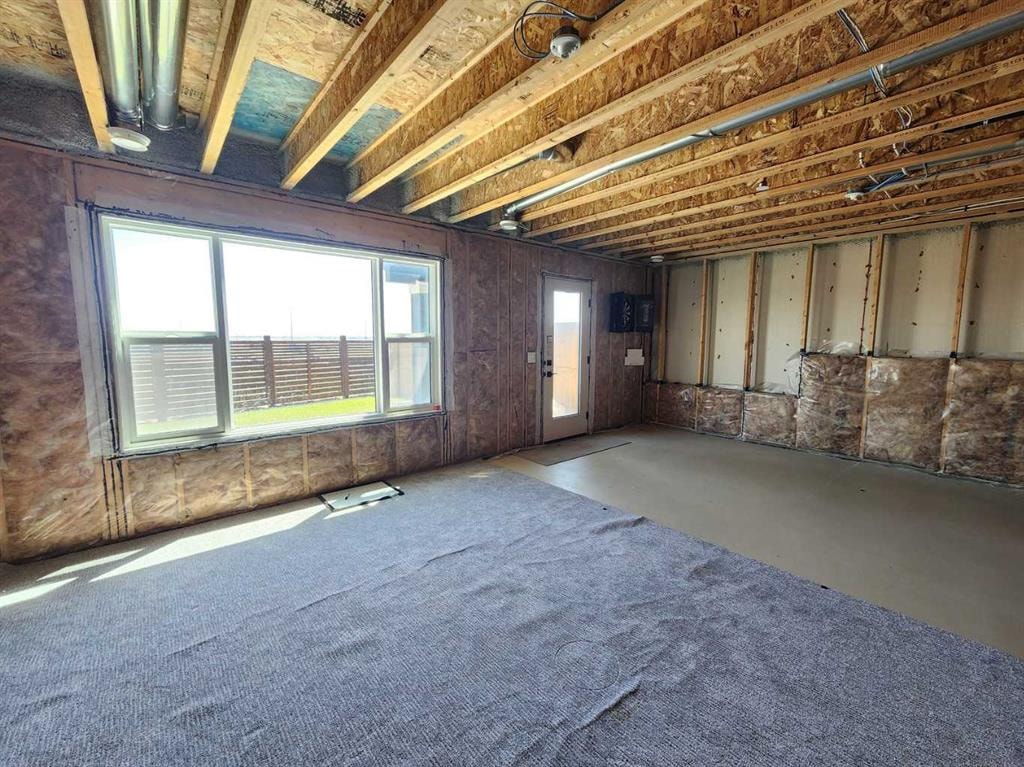160 Howse - Thumbnail 3