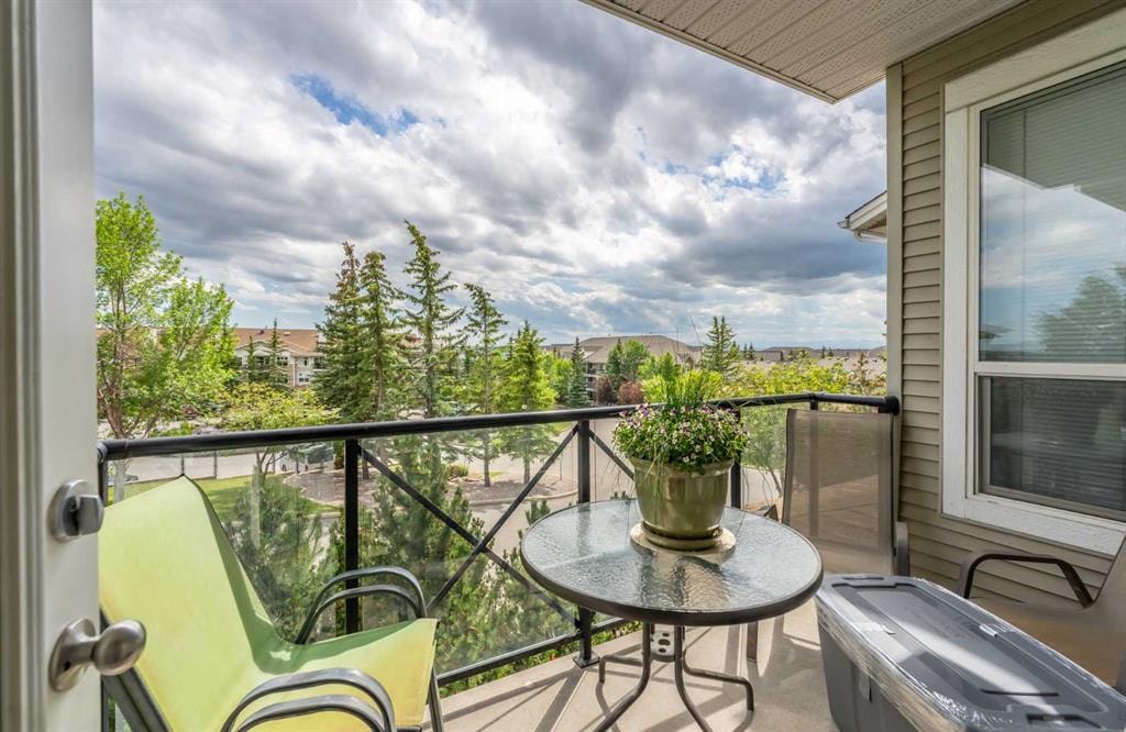 1010 Arbour Lake - Thumbnail 2