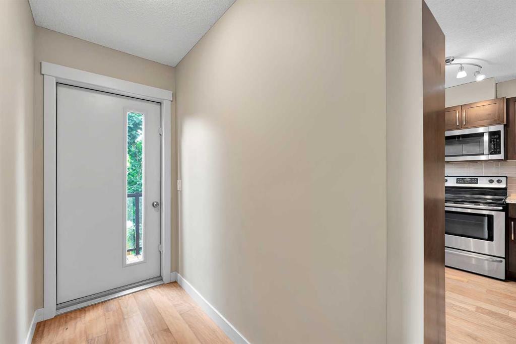 410 Covecreek - Thumbnail 3