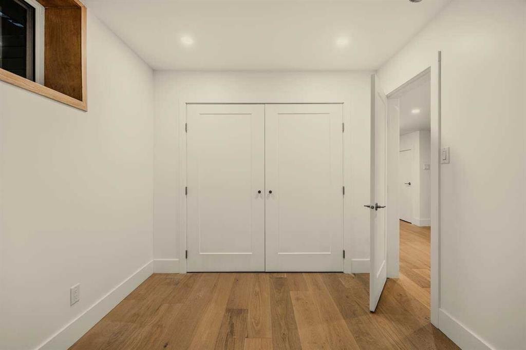2724 Crawford - Thumbnail 2