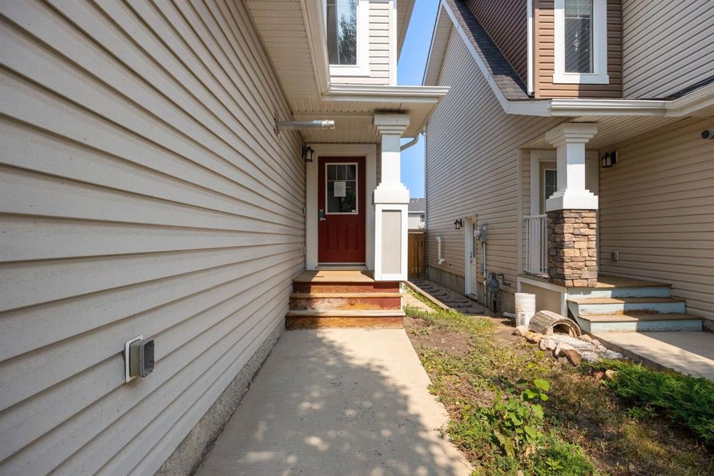108 Blackburn - Thumbnail 3