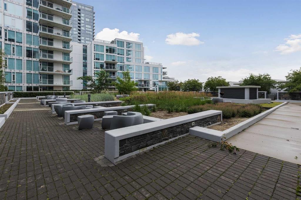 519 Riverfront - Thumbnail 3