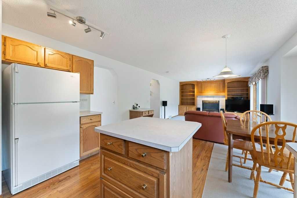 62 Edgebrook - Thumbnail 4