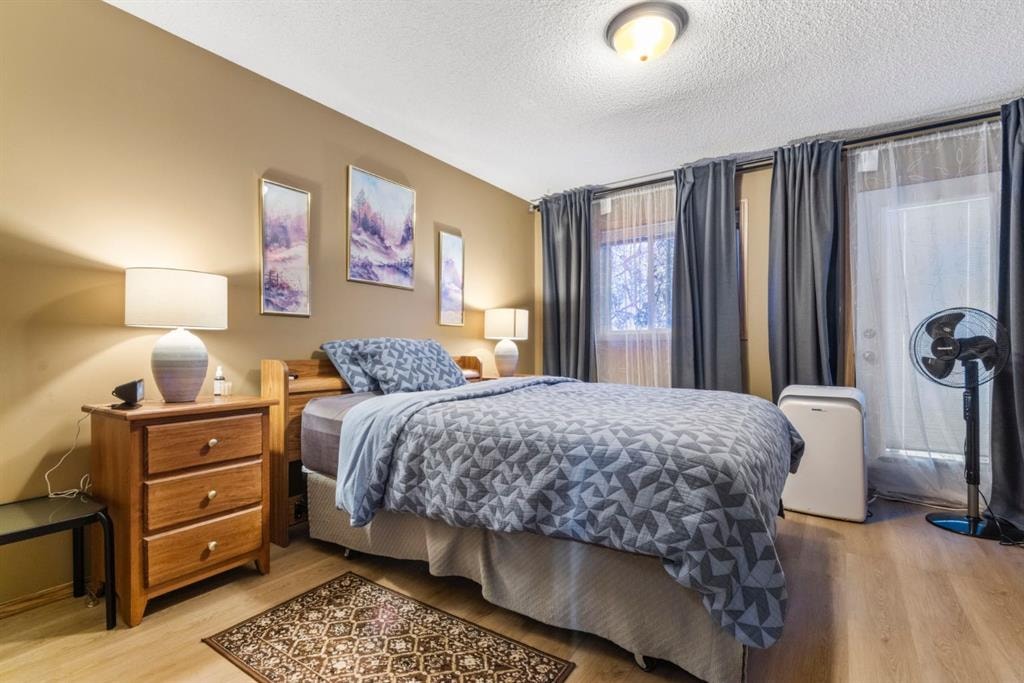 106 Somerset - Thumbnail 4