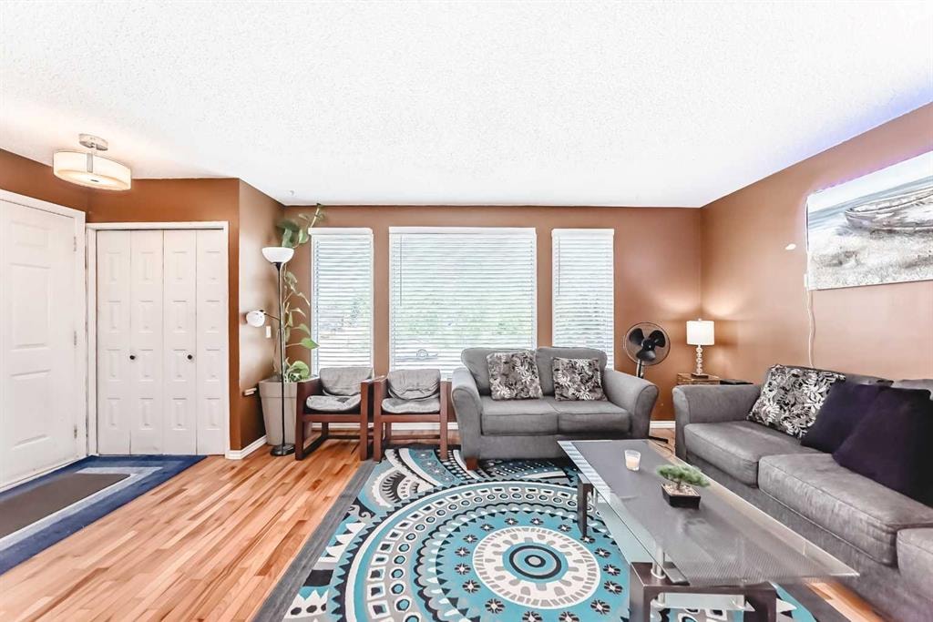 5625 Templehill - Thumbnail 4