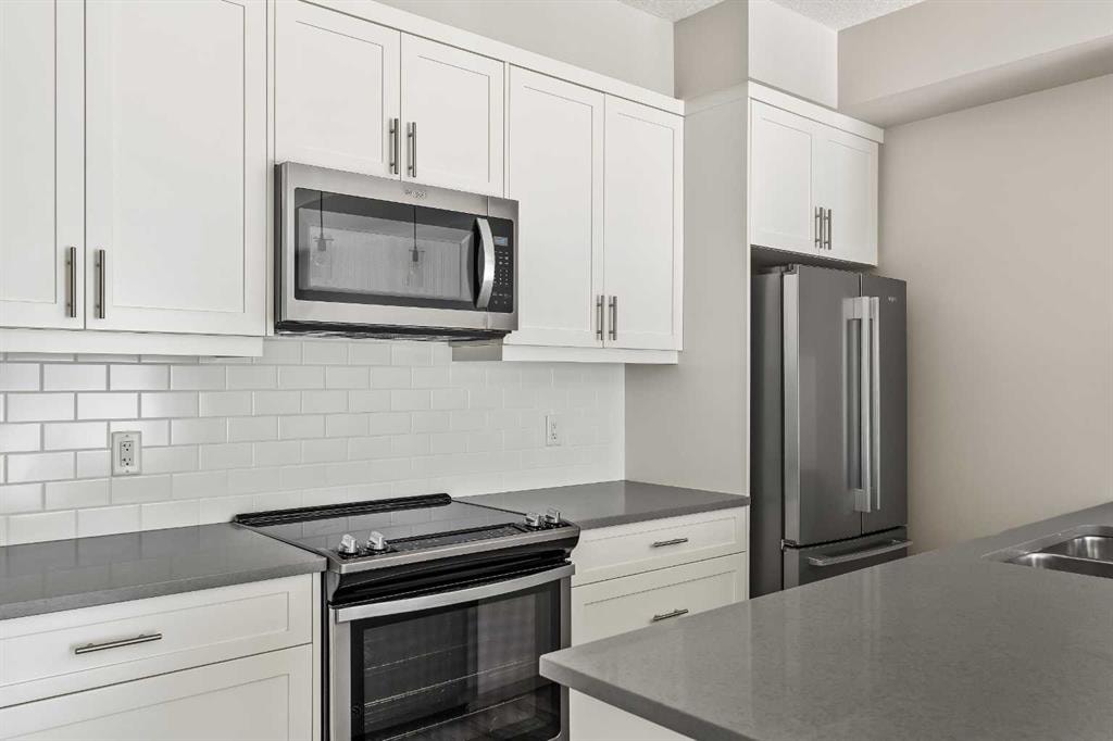 100 Auburn Meadows - Thumbnail 4