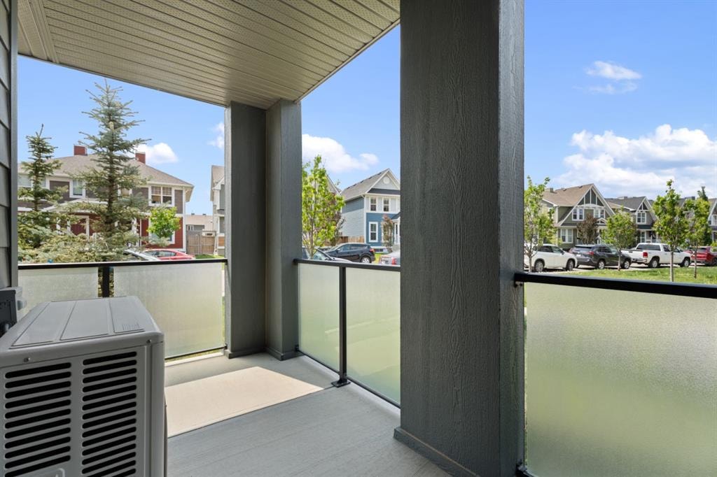 100 Auburn Meadows - Thumbnail 4