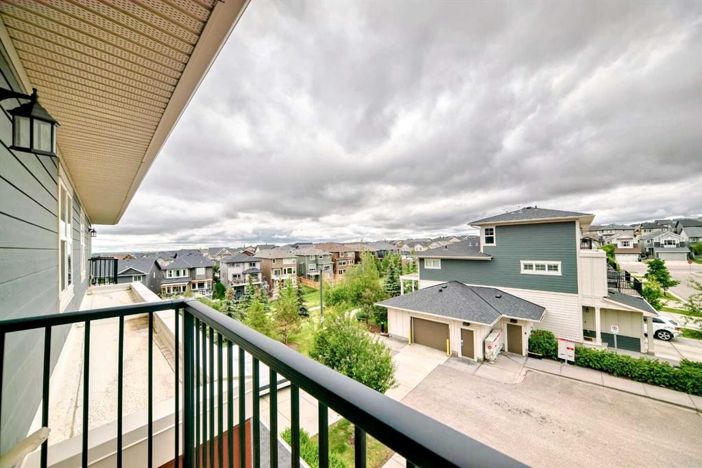 428 Nolan Hill - Thumbnail 4