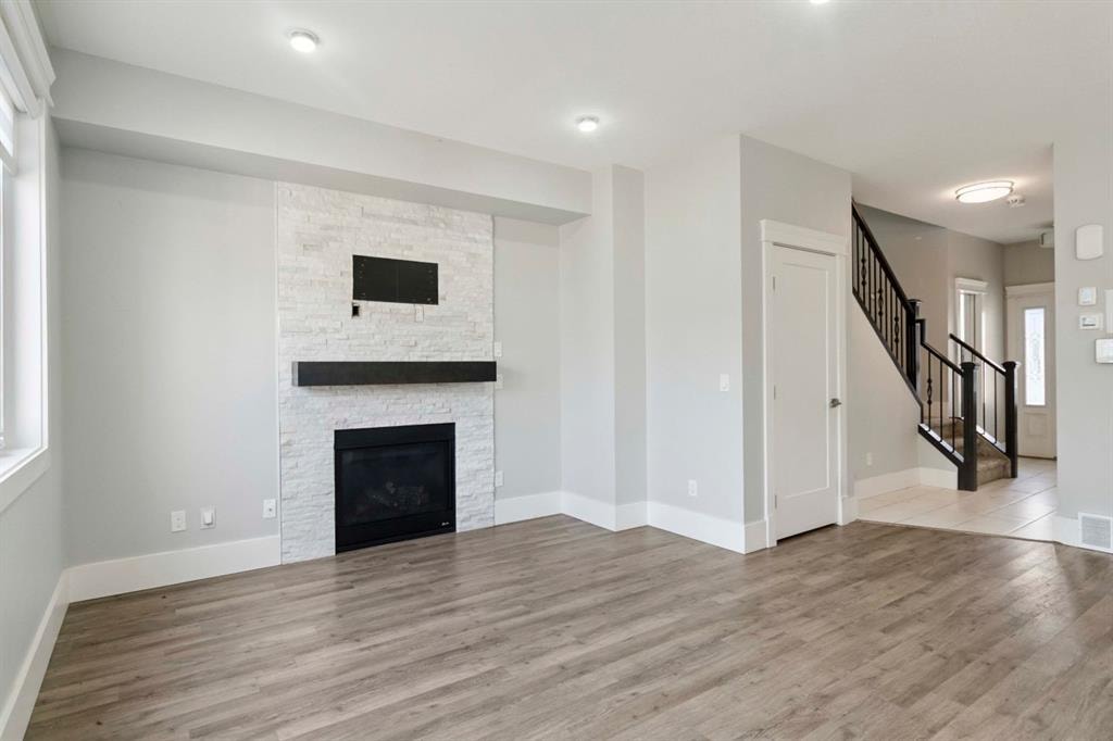 106 Athabasca - Thumbnail 3