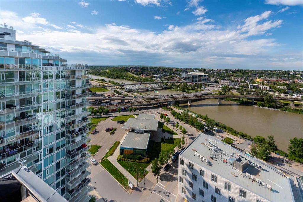 550 Riverfront - Thumbnail 4