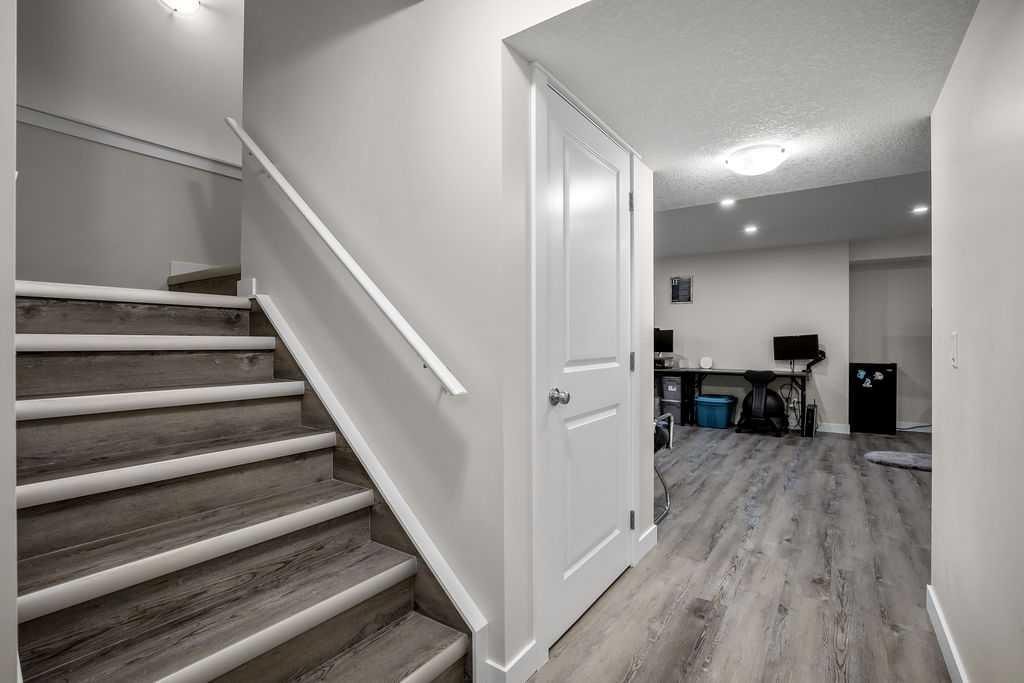 1208 Brightoncrest - Thumbnail 4