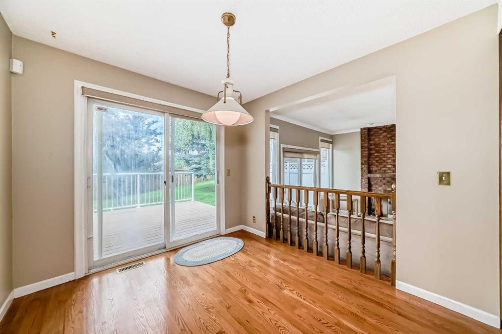 275 Woodridge - Thumbnail 3