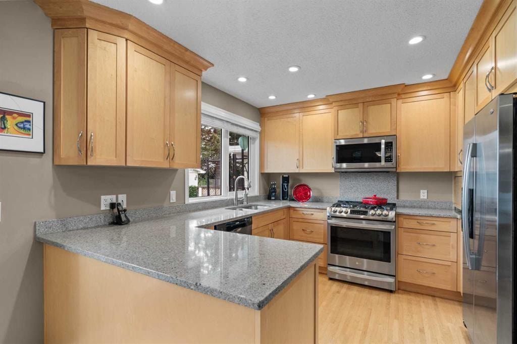 5720 Lakeview - Thumbnail 4